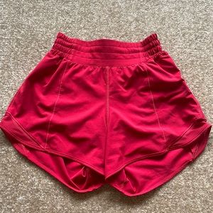 Lululemon Hotty Hot shorts